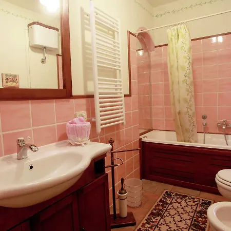 Authentic And Tasteful With Swimming Pool, Spacious Garden, Near The Sea *
