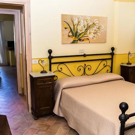 Authentic And Tasteful With Swimming Pool, Spacious Garden, Near The Sea Villa Bagno Roselle