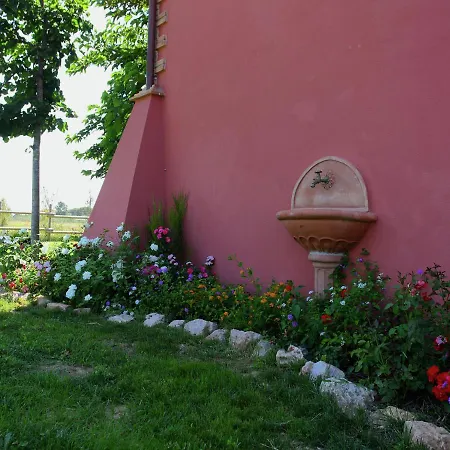 Authentic And Tasteful With Swimming Pool, Spacious Garden, Near The Sea