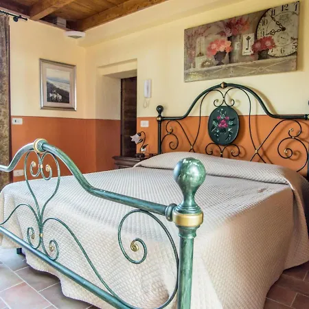 Authentic And Tasteful With Swimming Pool, Spacious Garden, Near The Sea Villa